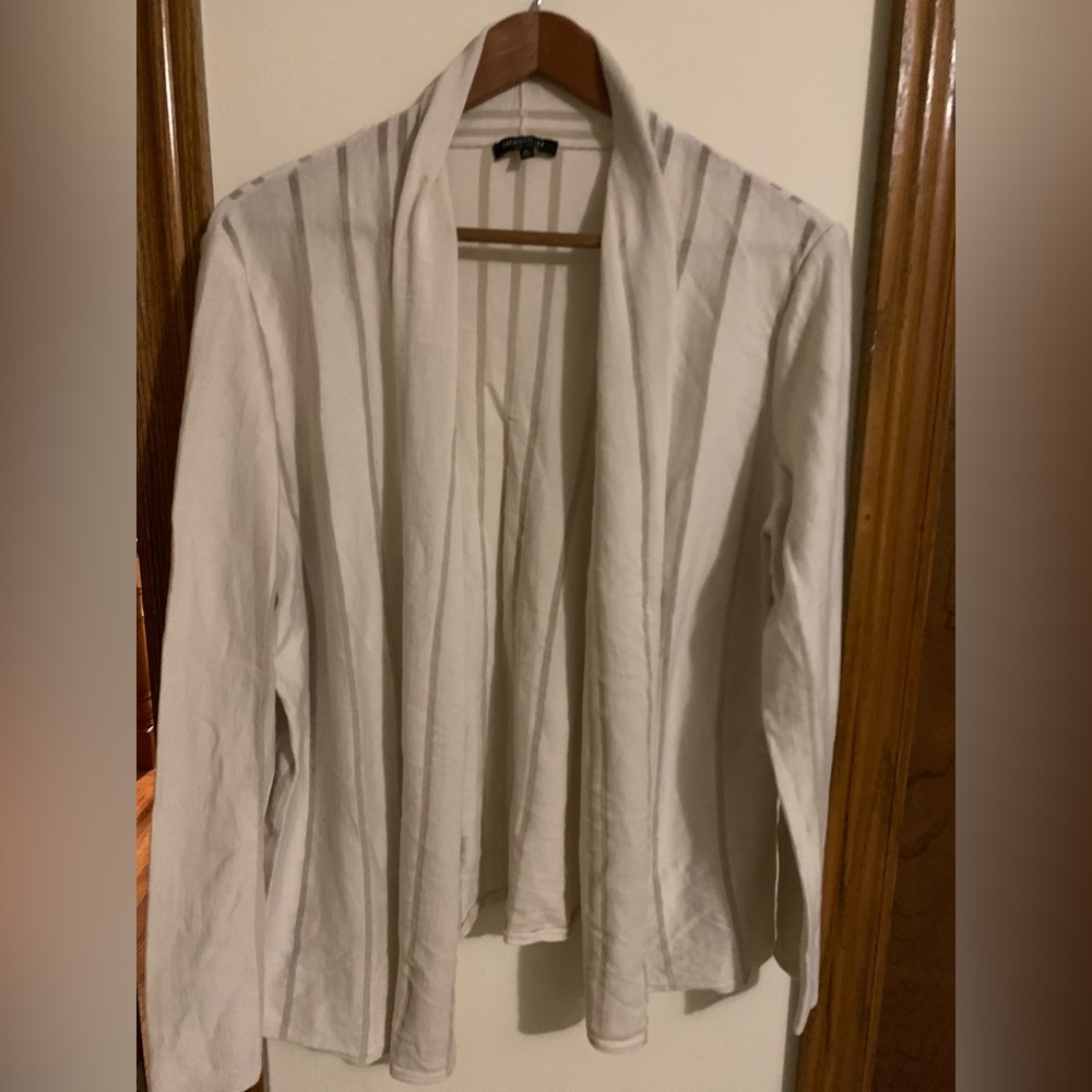 Lafayette light cardigan - size XL but can fit M to XL